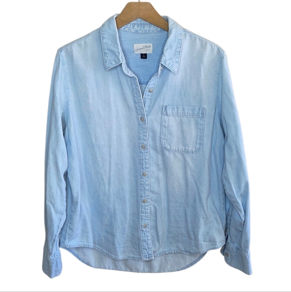 Universal Thread Tops - Universal Thread Chambray Blue Button Front Denim Shirt Size Medium Casual